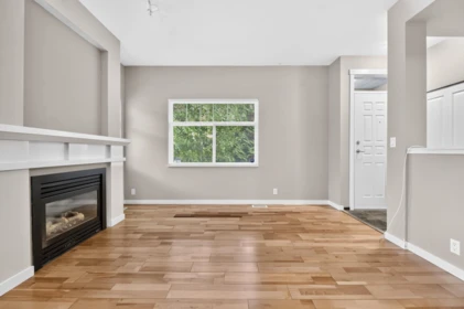 Dining Area Photo of 20 2678 King George Boulevard, Surrey, BC