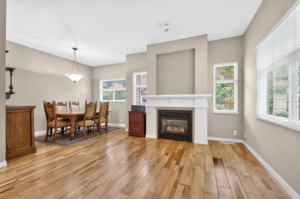 Family Room Photo of 20 2678 King George Boulevard, Surrey, BC