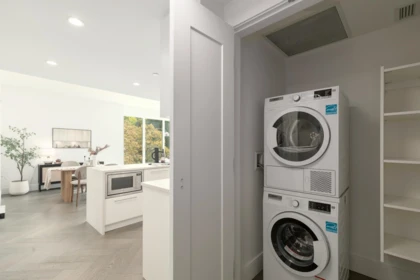 Mudroom Photo of 307 4685 Cambie Street, Vancouver, BC