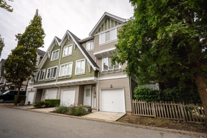 14 8775 161 Street, Surrey, BC, Surrey — Townhouse for sale
