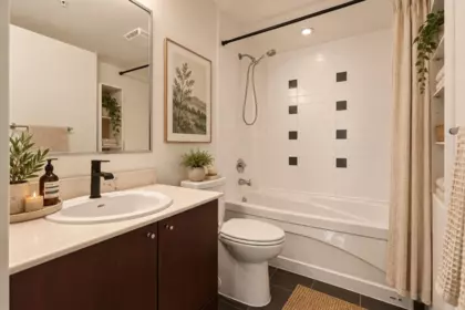 Guest Bathroom Photo of 304 933 Hornby Street, Vancouver, BC