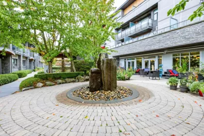 Garden / Landscaping Photo of 103 1708 55a Street, Tsawwassen, BC