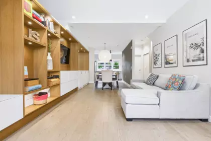 Walk-In Closet Photo of 103 1708 55a Street, Tsawwassen, BC
