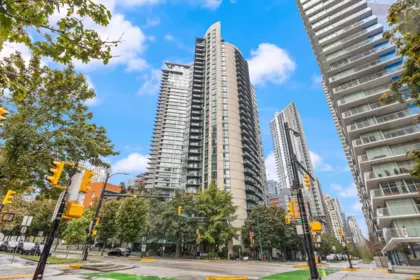 203 501 Pacific Street, Vancouver, BC, Vancouver — Townhouse for sale