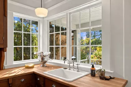 Guest Bathroom Photo of 121 E 27th Street, North Vancouver, BC