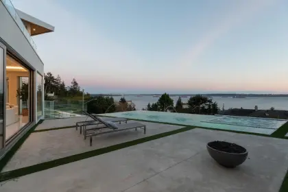 4129 Burkehill Road, West Vancouver, BC, West vancouver — Single Family Residence for sale