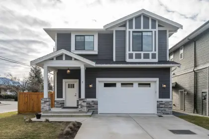1 1871 Agassiz Avenue, Agassiz, BC, Agassiz — Single Family Residence for sale