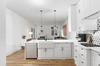 102 1575 Balsam Street, Vancouver, BC, Vancouver — Apartment/Condo for sale