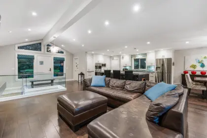 18665 92 Avenue, Surrey, BC, Surrey — Single Family Residence for sale