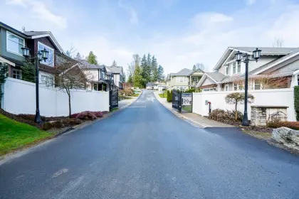 116 4595 Sumas Mountain Road, Abbotsford, BC, Abbotsford — Single Family Residence for sale