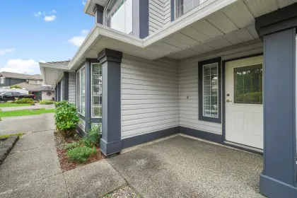 11710 Glenhurst Street, Maple Ridge, BC, Maple ridge — Single Family Residence for sale