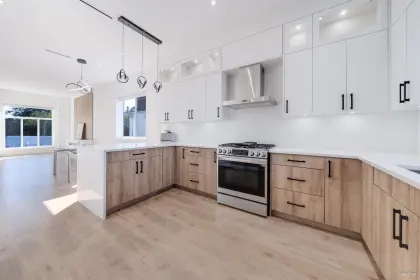 3041 E 54th Avenue, Vancouver, BC, Vancouver — Half Duplex for sale