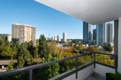1202 9521 Cardston Court, Burnaby, BC, Burnaby — Apartment/Condo for sale