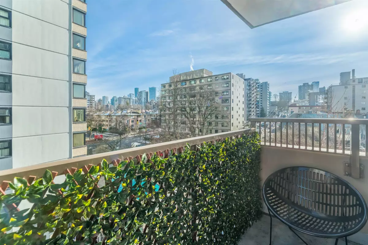 Primary Bathroom Photo of 605 1251 Cardero Street, Vancouver, BC