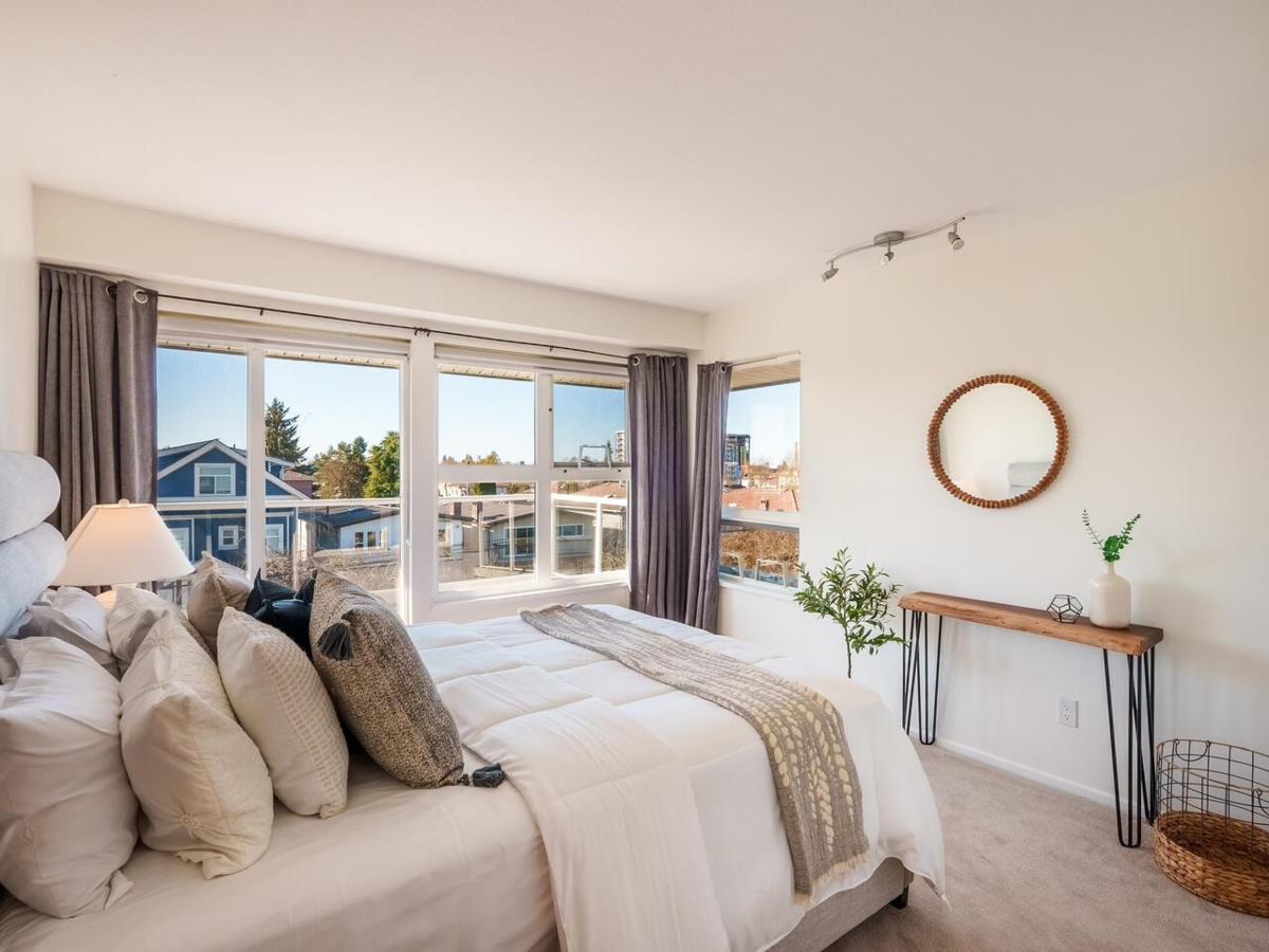 Family Room Photo of 405 2965 Horley Street, Vancouver, BC