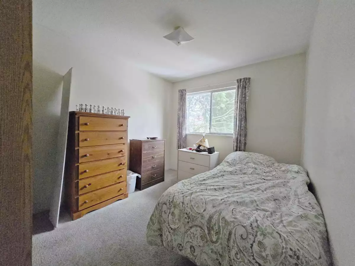 Family Room Photo of 6421 King George Boulevard, Surrey, BC