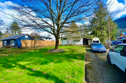 4350 Kehler Street, Yarrow, BC, Yarrow — Single Family Residence for sale