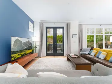 3039 Courtenay Street, Vancouver, BC, Vancouver — Single Family Residence for sale