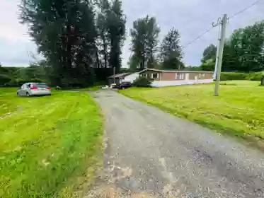 Front exterior of 6477 Riverside Street, Abbotsford, BC