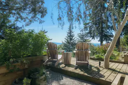 6329 Sunshine Coast Highway, Sechelt, BC, Sechelt — Single Family Residence for sale