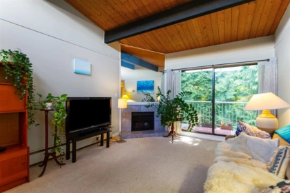 302 3901 Carrigan Court, Burnaby, BC, Burnaby — Apartment/Condo for sale