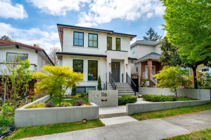 116 E 39th Avenue, Vancouver, BC, Vancouver — Single Family Residence for sale