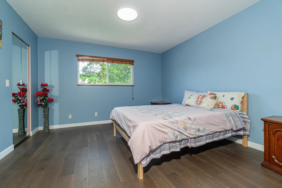 Front Yard Photo of 1426 Gabriola Drive, Coquitlam, BC