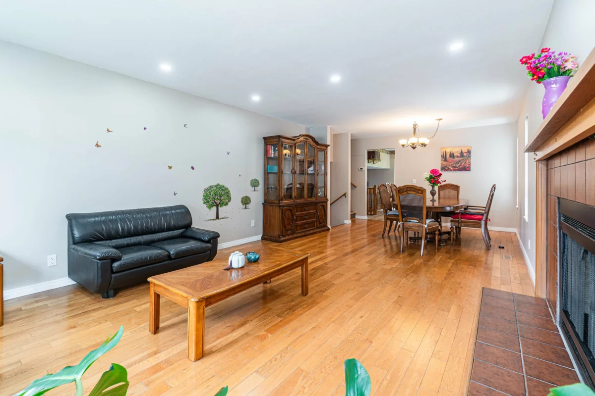 Primary Bedroom Photo of 1426 Gabriola Drive, Coquitlam, BC