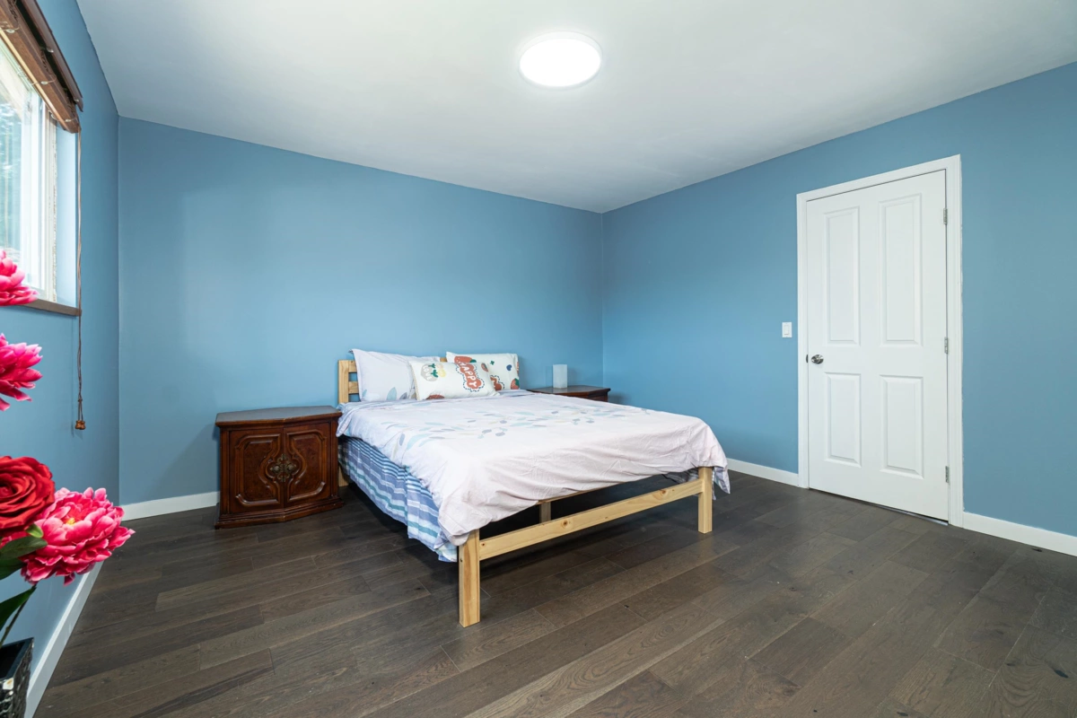 Swimming Pool Photo of 1426 Gabriola Drive, Coquitlam, BC