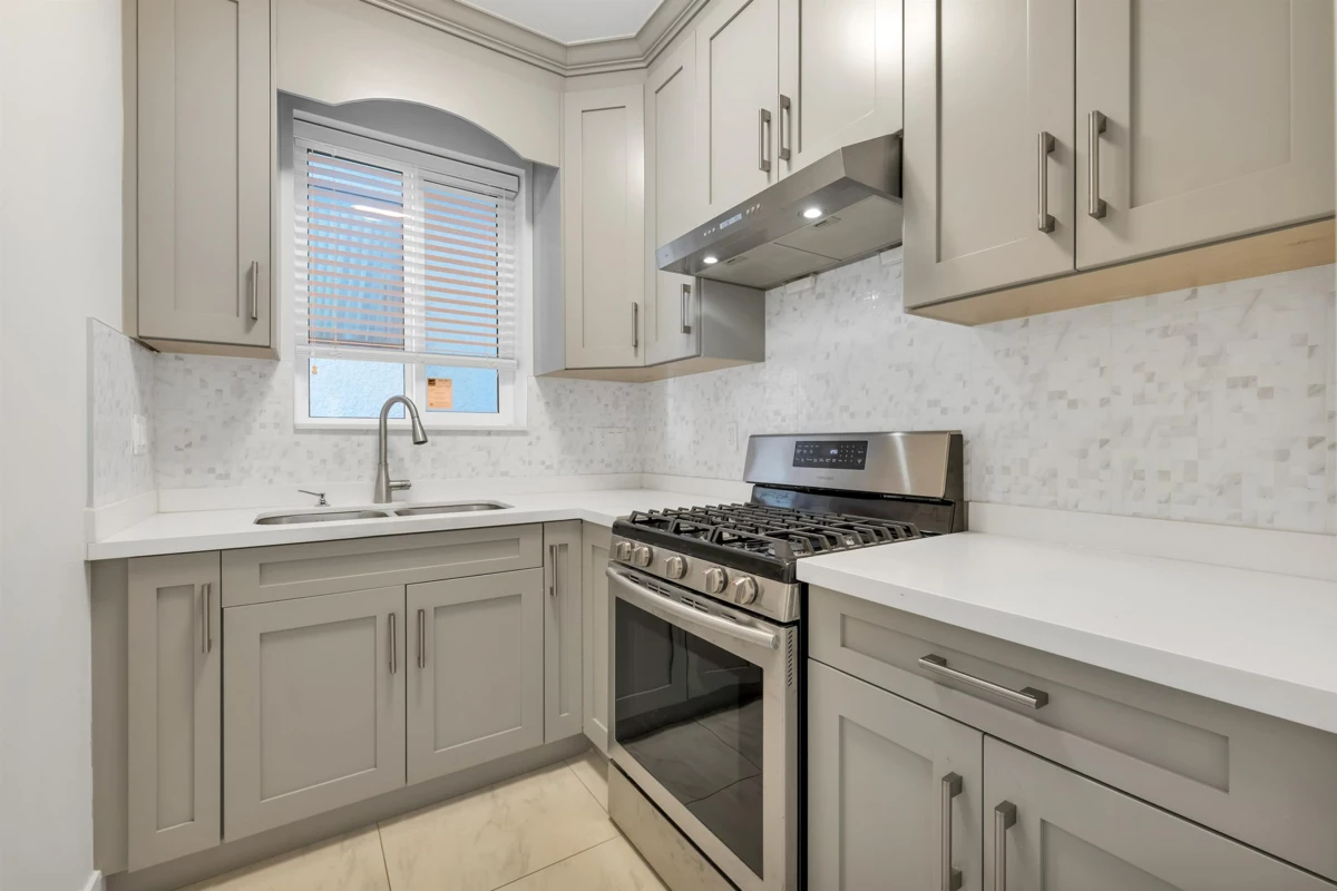 Breakfast Nook Photo of 5887 Battison Street, Vancouver, BC