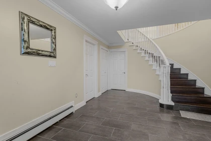 7015 142 Street, Surrey, BC, Surrey — Single Family Residence for sale