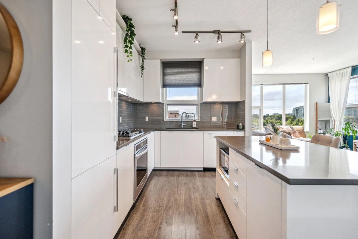 Bedroom 3 Photo of 523 9311 Alexandra Road, Richmond, BC