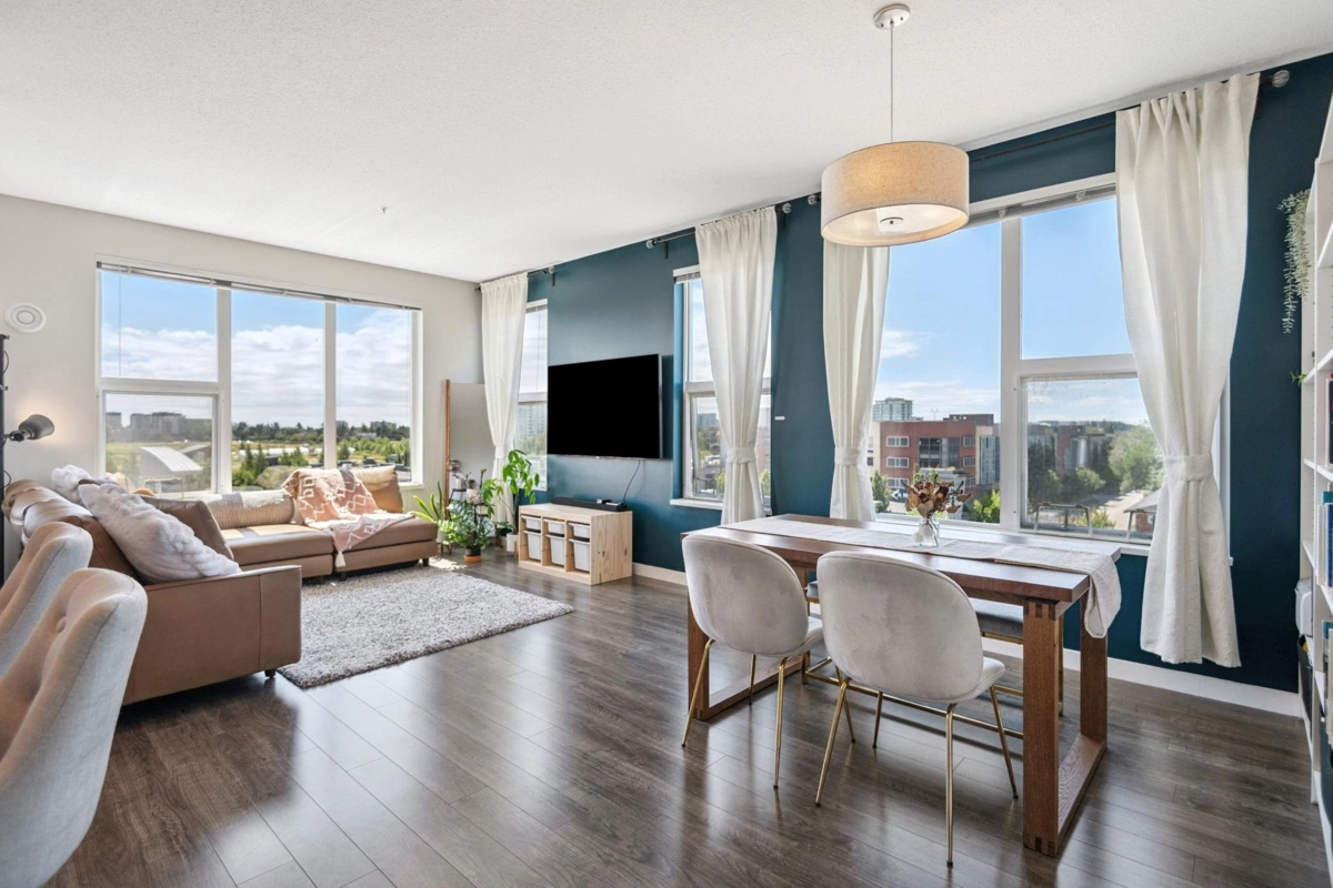 Exterior Front Photo of 523 9311 Alexandra Road, Richmond, BC