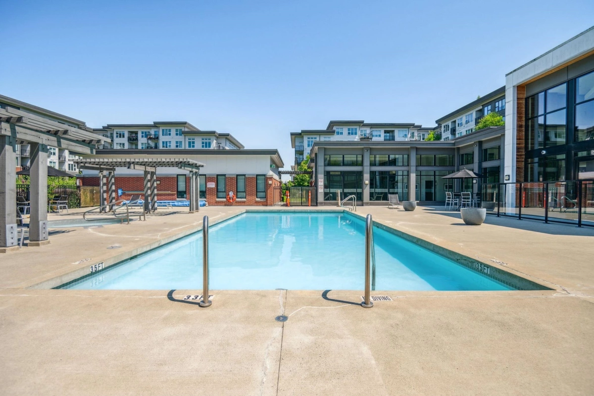 Front Yard Photo of 523 9311 Alexandra Road, Richmond, BC