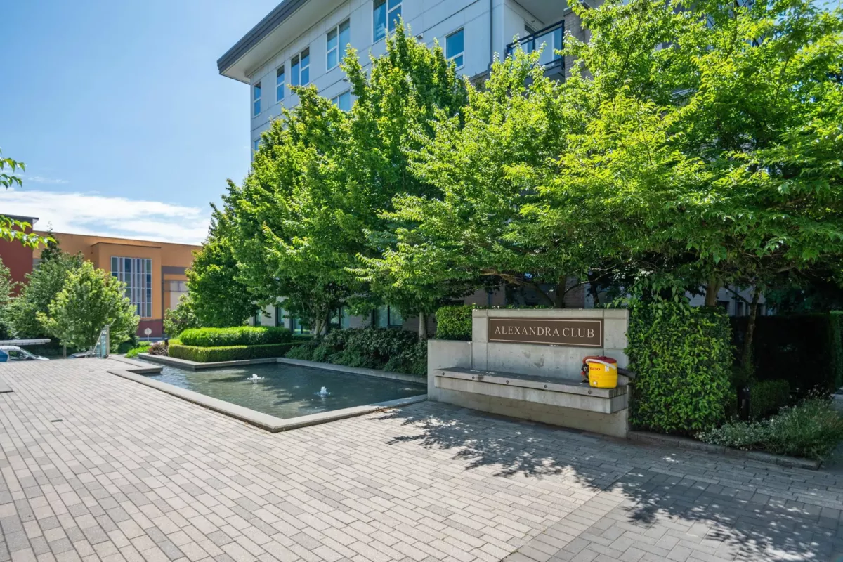 Hot Tub / Spa Photo of 523 9311 Alexandra Road, Richmond, BC