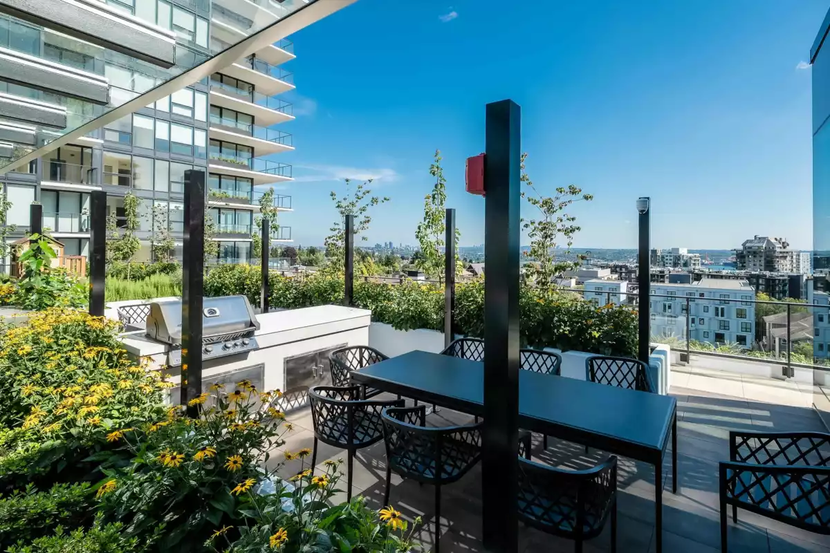 Laundry Room Photo of 1306 135 E 13th Street, North Vancouver, BC