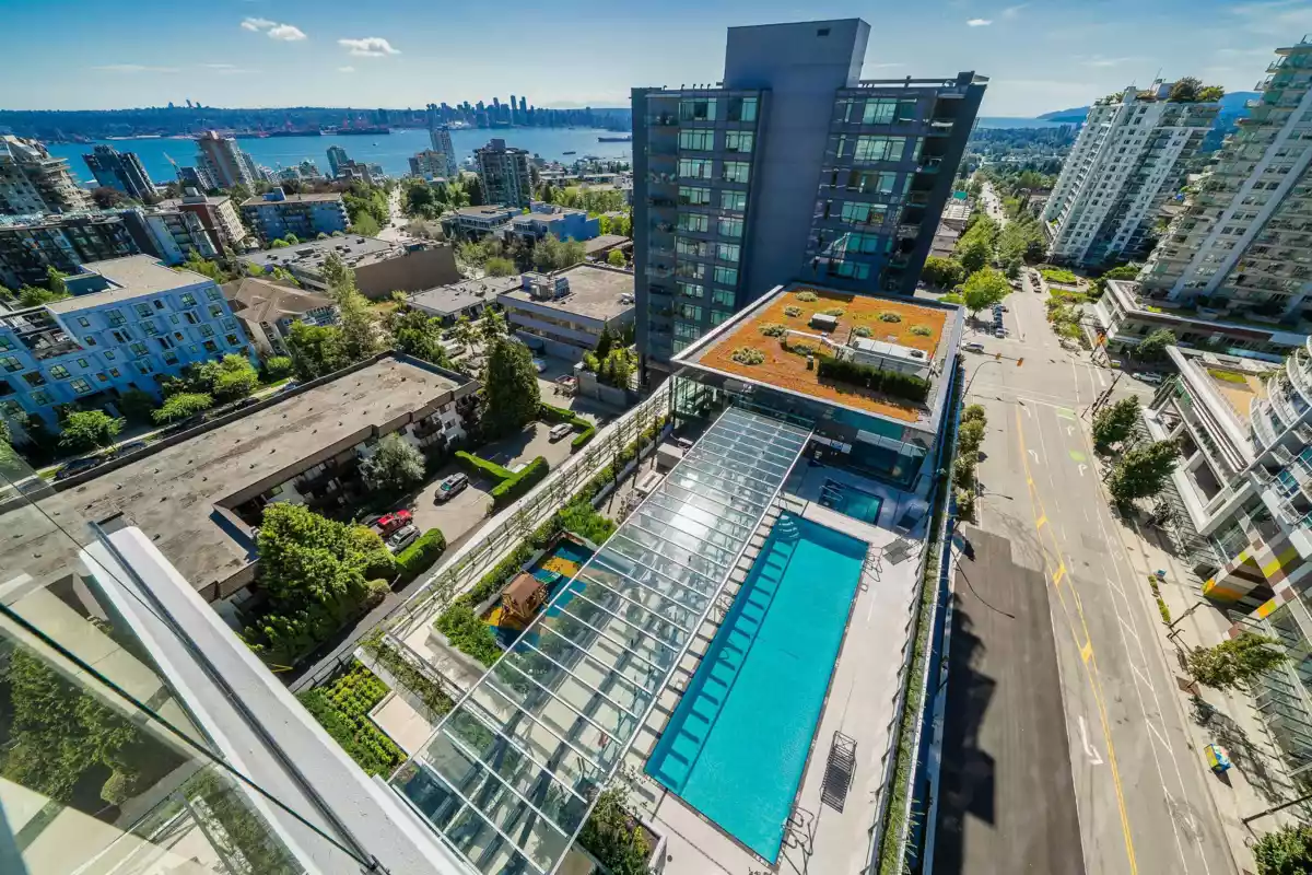 Mudroom Photo of 1306 135 E 13th Street, North Vancouver, BC