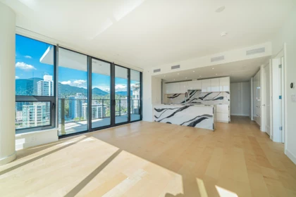 1306 135 E 13th Street, North Vancouver, BC