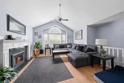 275 Forrest Crescent, Hope, BC, Hope — Single Family Residence for sale