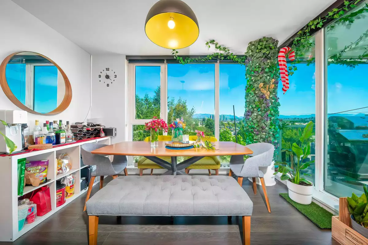 Hallway Photo of 721 8988 Patterson Road, Richmond, BC