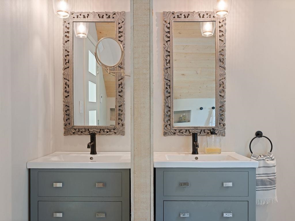 Backyard Photo of 485 Timbertop Drive, Lions Bay, BC