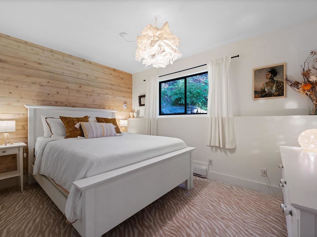 Front Yard Photo of 485 Timbertop Drive, Lions Bay, BC