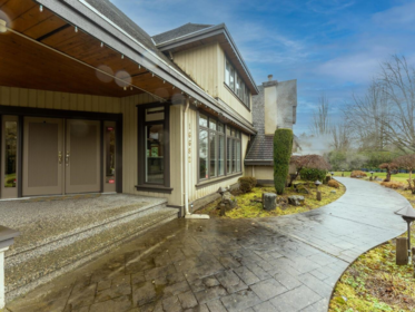 16682 27 Avenue, Surrey, BC, Surrey — Single Family Residence for sale