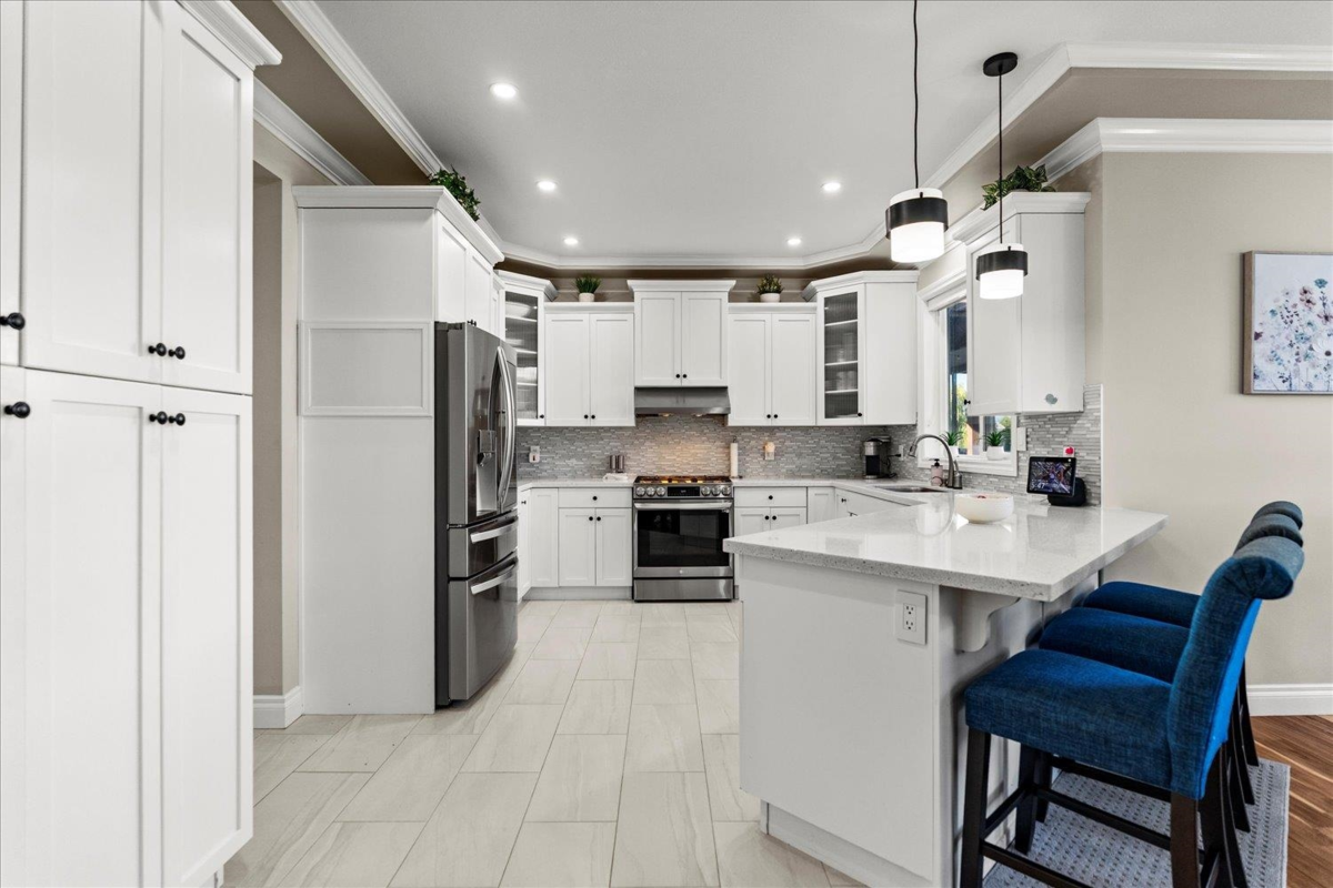 Primary Bathroom Photo of 6550 Lavender Place, Chilliwack, BC