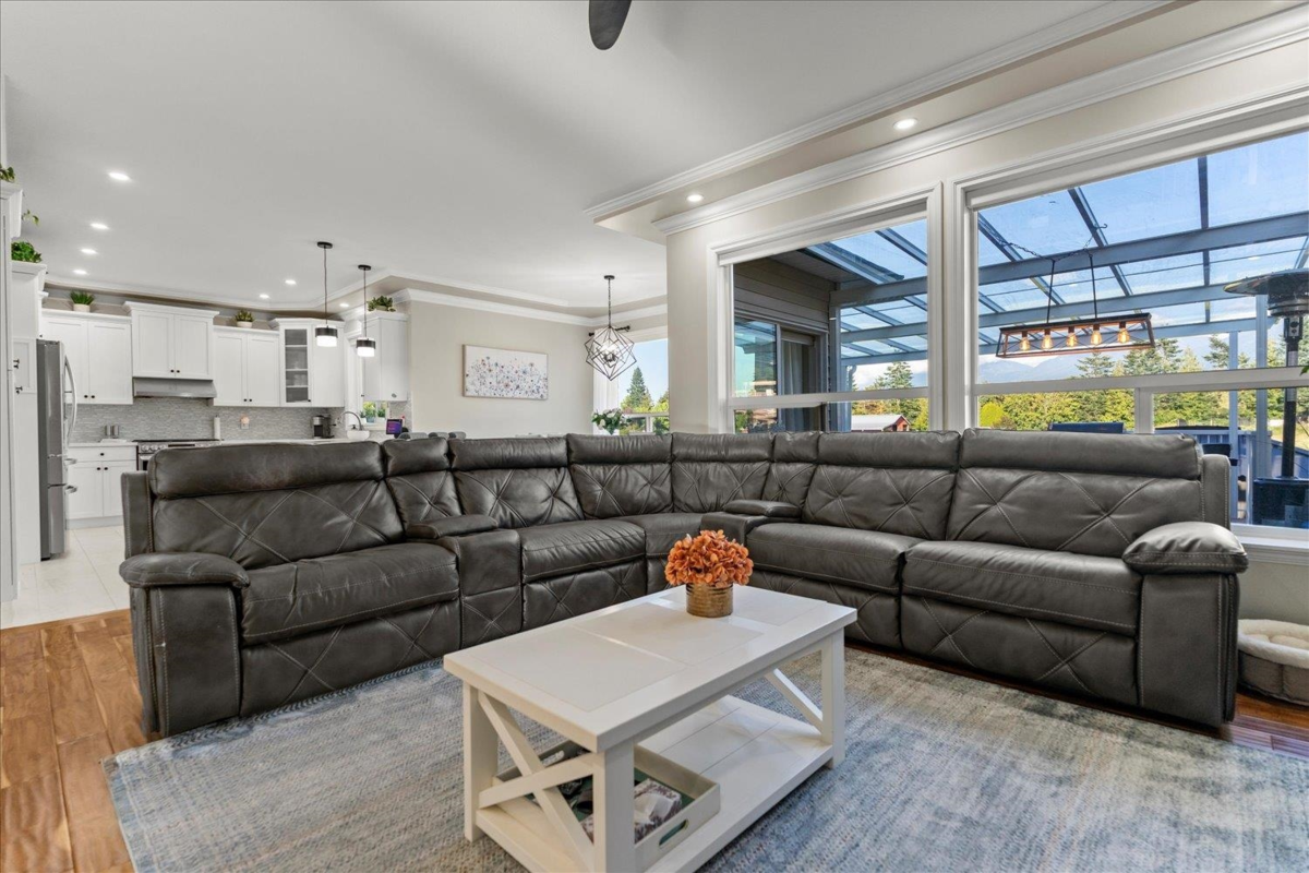 Primary Bedroom Photo of 6550 Lavender Place, Chilliwack, BC