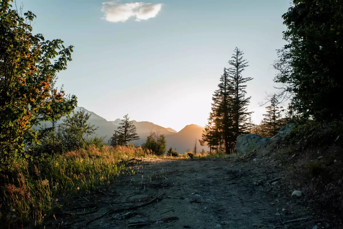 Kitchen Island Photo of 9004 Sun God Mountain Way, Pemberton, BC