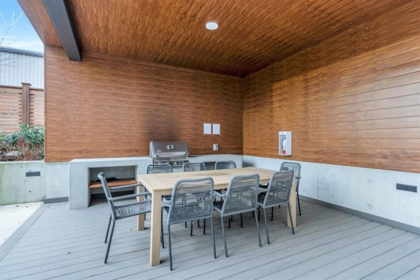Outdoor Deck Photo of 103 32838 Ventura Avenue, Abbotsford, BC