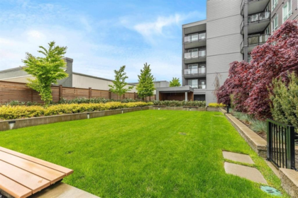 Outdoor Patio Photo of 103 32838 Ventura Avenue, Abbotsford, BC