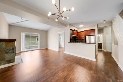 18 7388 Macpherson Avenue, Burnaby, BC, Burnaby — Townhouse for sale