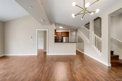 18 7388 Macpherson Avenue, Burnaby, BC, Burnaby — Townhouse for sale